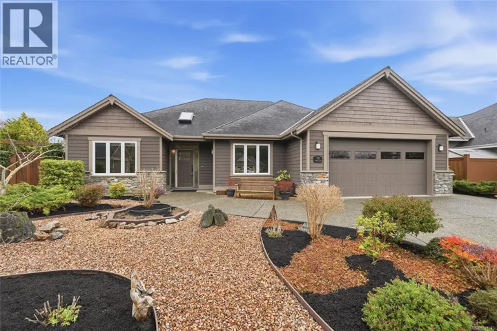 976 Windridge Pl, French Creek, British Columbia V9P0B7