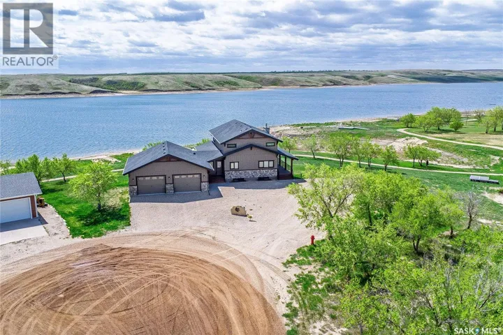 35 Grace BAY, Diefenbaker Lake, Saskatchewan S0L2E0