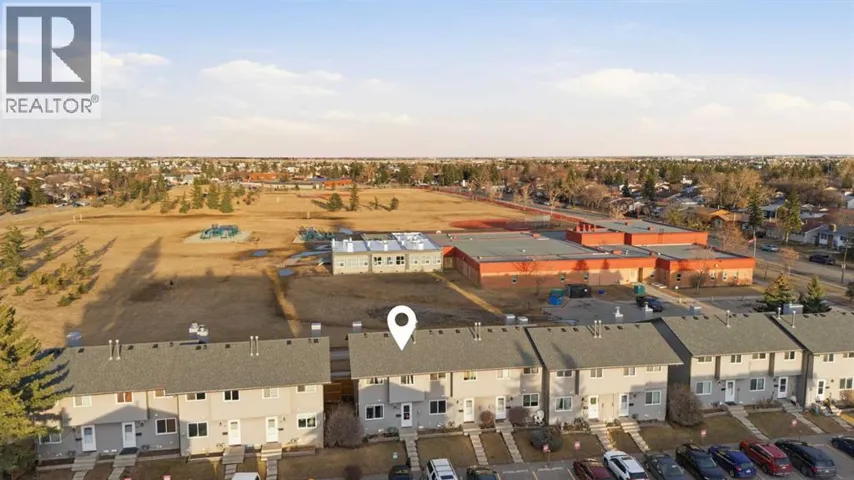 6020 temple Road NE, Calgary, Alberta t1y4r5