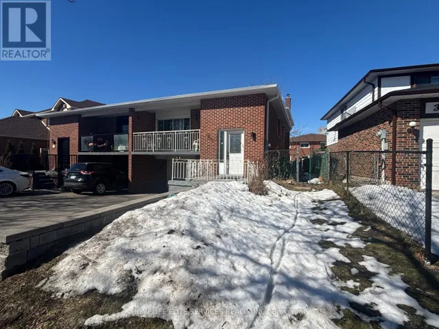 33 ROBBINSTONE DRIVE, Toronto (Malvern), Ontario M1B2C4