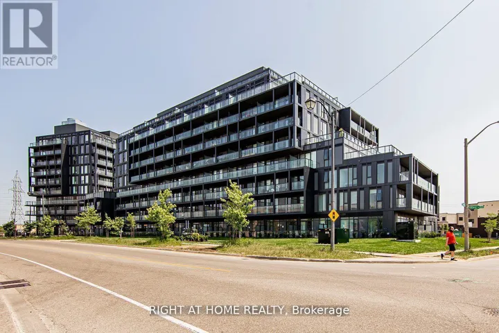 B816 - 3200 DAKOTA COMMON WAY, Burlington (Alton), Ontario L7M0H4