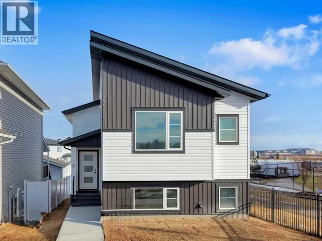 6 Memorial Parkway, Rural Red Deer County, Alberta T4E3B7