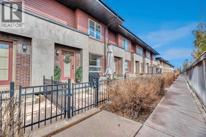 23 Aspen Hills Terrace SW, Calgary, Alberta T3H0P3