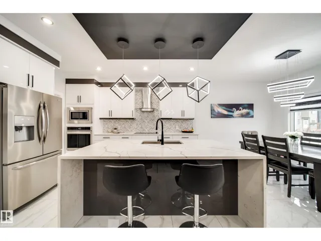 6903 173 AV NW, Edmonton, Alberta T5Z0W4
