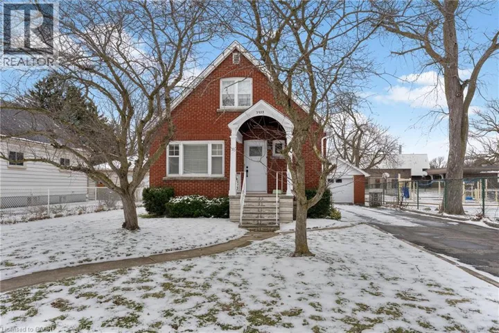 3935 ST PETER Avenue, Niagara Falls, Ontario L2J2N9