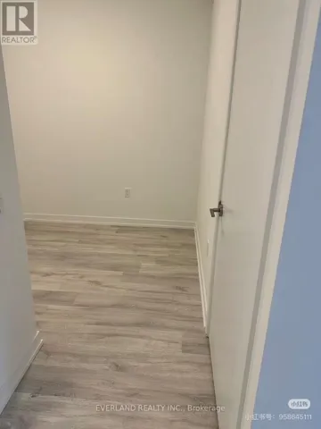 S501 - 8 OLYMPIC GARDEN DRIVE, Toronto (Newtonbrook East), Ontario M2M0B9