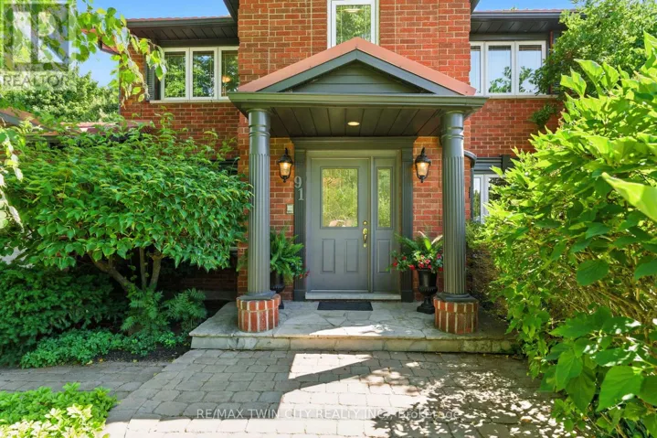 91 ABBEY CLOSE, Hamilton (Ancaster), Ontario L9G4K9