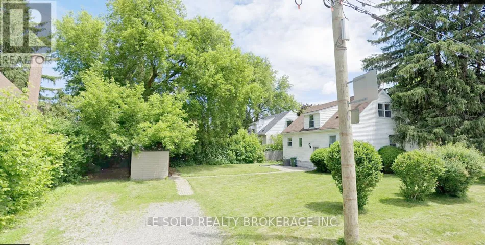 BSMT ROOM - 112 LELAND STREET, Hamilton (Ainslie Wood), Ontario L8S3A2