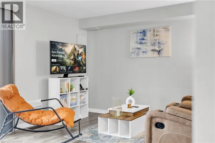 120 COUNTRY CLUB Drive Unit# 73, Guelph, Ontario N1E3K7