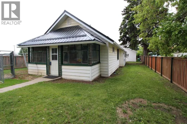 4915 52 Avenue, Eckville, Alberta T0M0X0