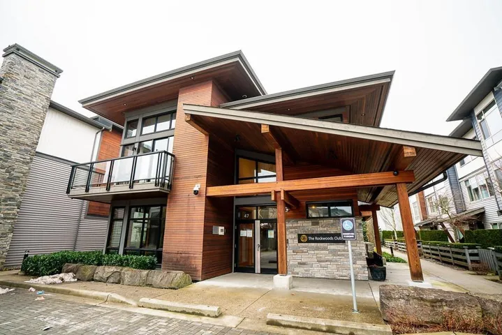 50 8473 163, Surrey, British Columbia V4N6M7