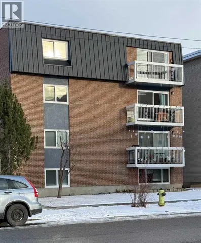 726 5A Street NW, Calgary, Alberta T2N1R4