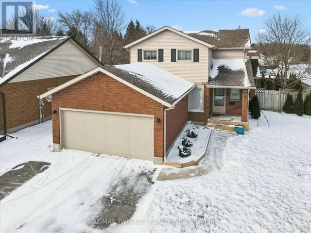 3 ALONA AVENUE, Cambridge, Ontario N3C3Y5