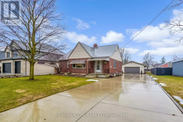 30 BROADWAY AVENUE, London South (South V), Ontario N6P1A8