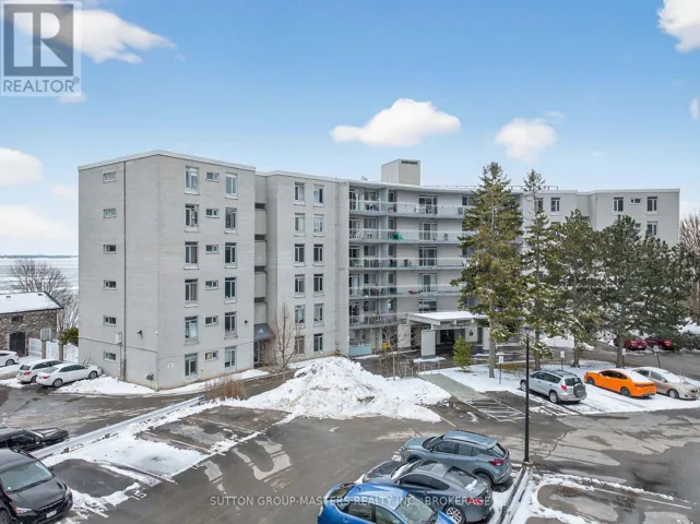 401 - 1 MOWAT AVENUE, Kingston (Central City West), Ontario K7M1J8