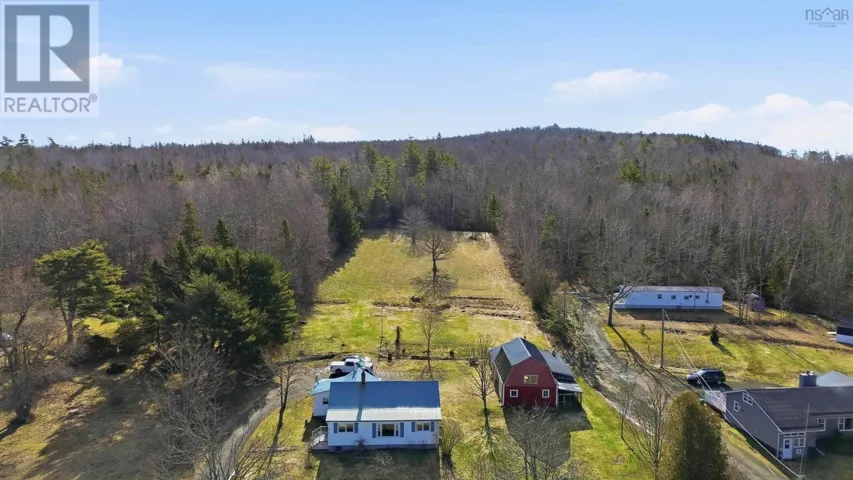 272 Highway 201, Moschelle, Nova Scotia B0S1A0