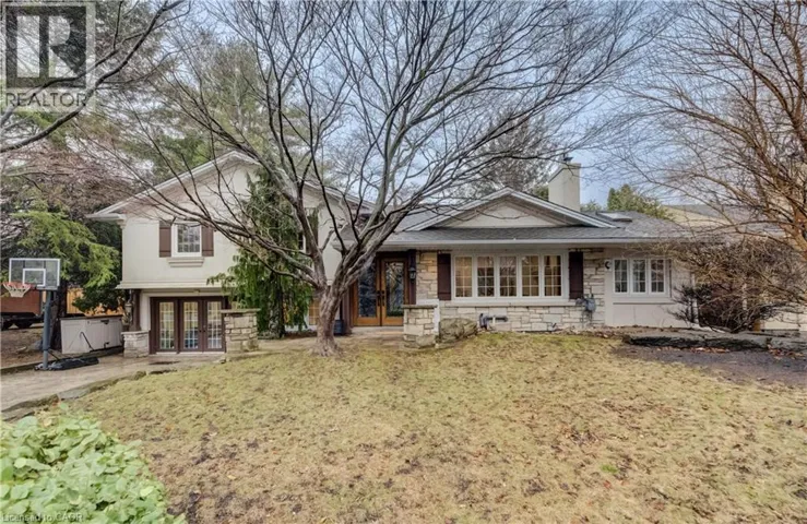 655 ELLENGALE Road, Burlington, Ontario L7T3N9
