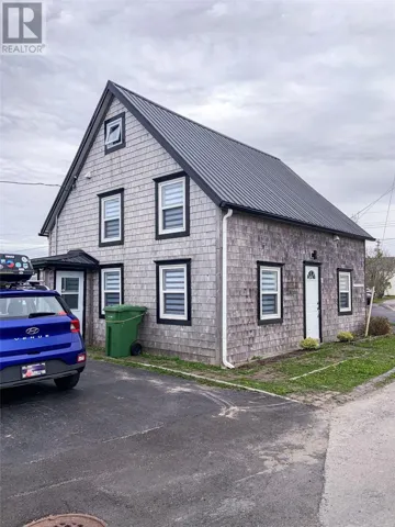 11 Circular Road, Grand Bank, Newfoundland & Labrador A0E1W0