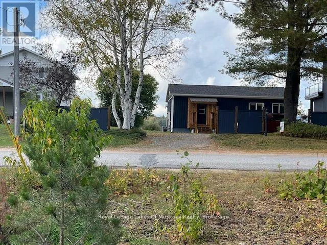 36 OTTAWA AVENUE, South River, Ontario P0A1X0