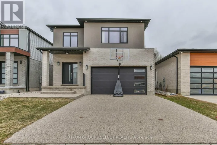 2199 TOKALA TRAIL, London North (North S), Ontario N6G0Z7
