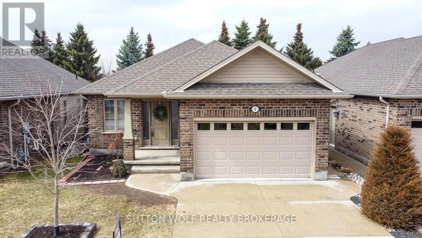 6 - 295 MOGG STREET, Strathroy-Caradoc (SE), Ontario N7G0C6