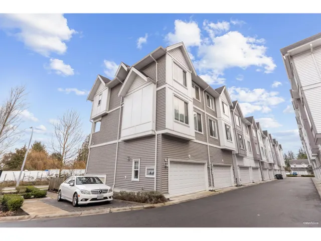 28 8033 166B STREET, Surrey, British Columbia V4N0G7