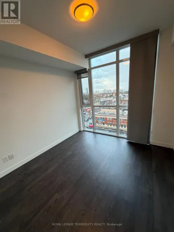 910 - 2055 DANFORTH AVENUE, Toronto (Woodbine Corridor), Ontario M4C1J8