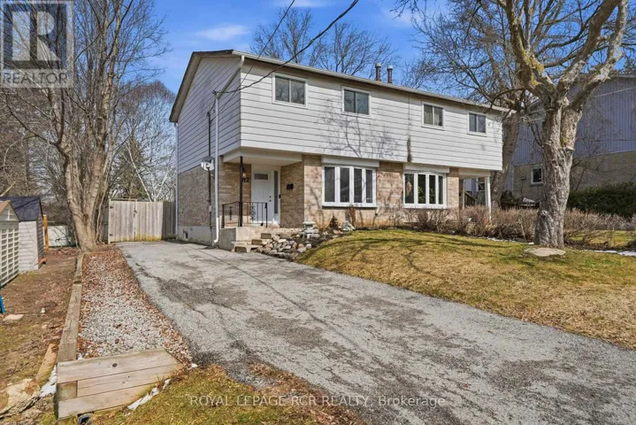 812 GREENFIELD CRESCENT, Newmarket (Huron Heights-Leslie Valley), Ontario L3Y3B3