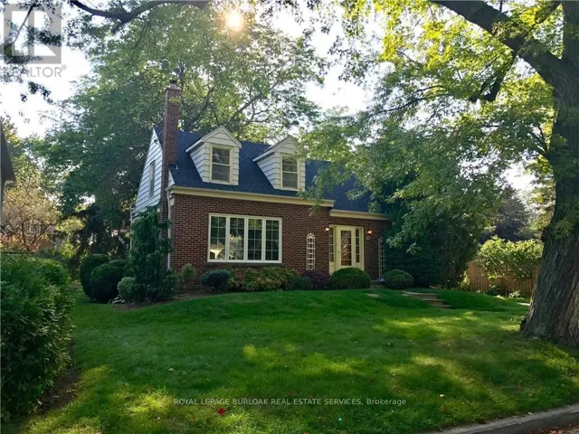 252 POMONA AVENUE, Burlington (Brant), Ontario L7N1T1