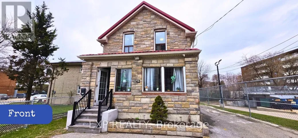 1562 JANE ST STREET, Toronto (Brookhaven-Amesbury), Ontario M9N2R6