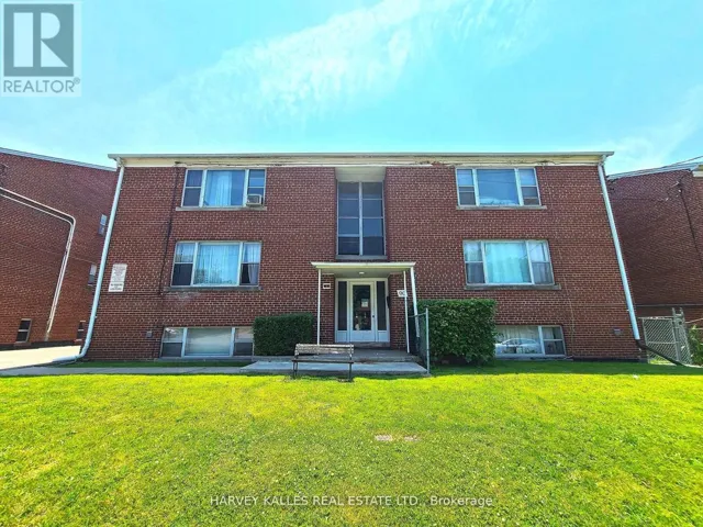 90 TRETHEWEY DRIVE, Toronto (Beechborough-Greenbrook), Ontario M6M4B4