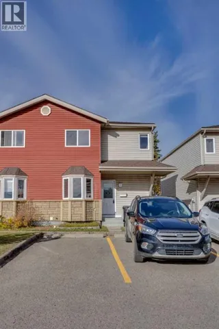 153C DICKINS Drive, Fort McMurray, Alberta T9K1R8