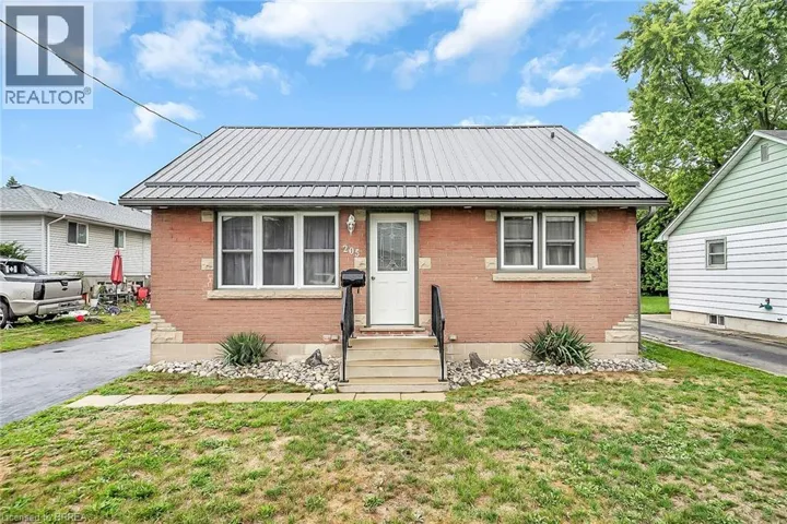 205 CRYSLER Street, Delhi, Ontario N4B1H9