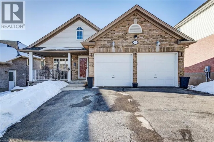 84 ENDEAVOUR Drive, Cambridge, Ontario N3C4C2