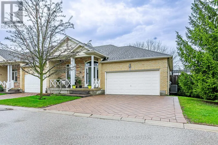 16 - 947 ADIRONDACK ROAD, London South (South M), Ontario N6K4Y7