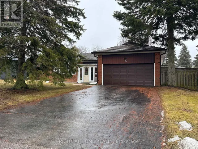 65 NORMAN DRIVE, King (King City), Ontario L7B1J2
