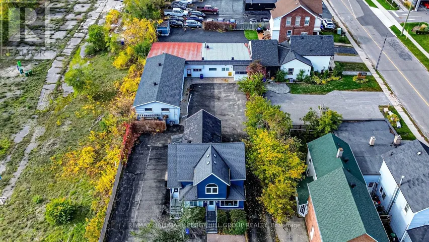 2 - 48 ELLEN STREET, Barrie (City Centre), Ontario L4N3A4