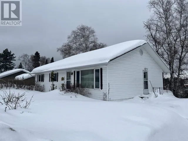 33 Discovery Road, Red Lake, Ontario P0V2M0