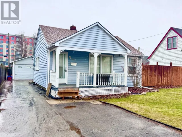 305 CROWLAND AVENUE, Welland (Lincoln/Crowland), Ontario L3B1X5