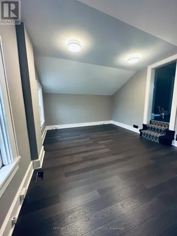 3 - 12 CHURCH STREET, St. Catharines (Downtown), Ontario L2R3B3