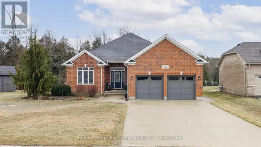 592 HUNTER STREET, Kincardine, Ontario N2Z0B2