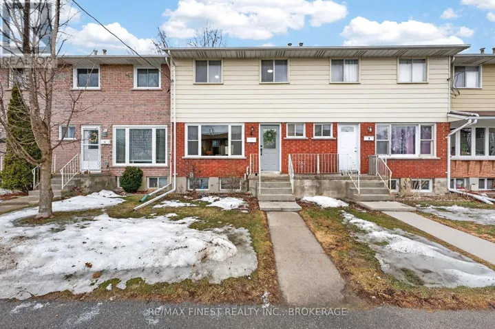 4 - 30 ADDINGTON STREET, Loyalist (Amherstview), Ontario K7N1C5