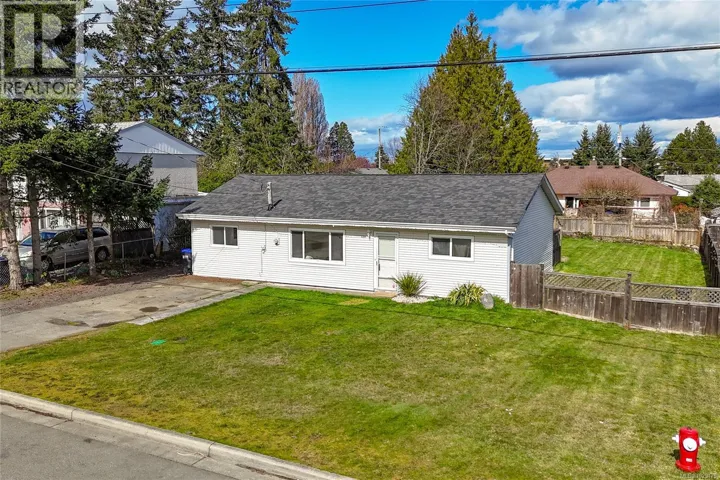 125 Stanford Ave W, Parksville, British Columbia V9P1M2