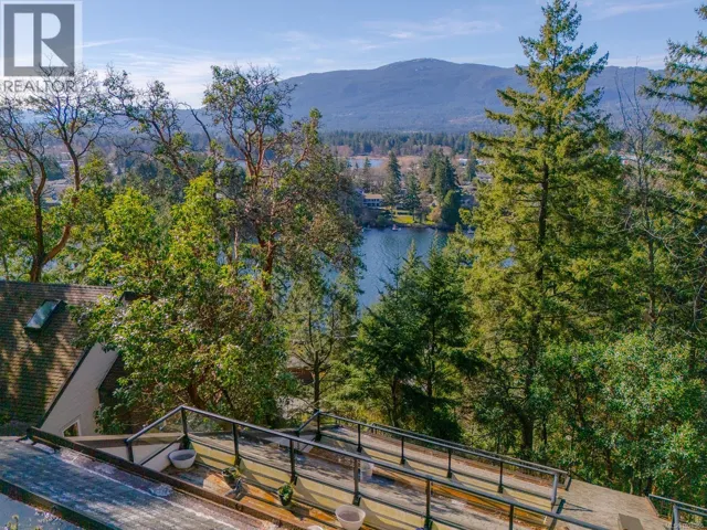 A 76 Summit Dr, Nanaimo, British Columbia V9T4Y1