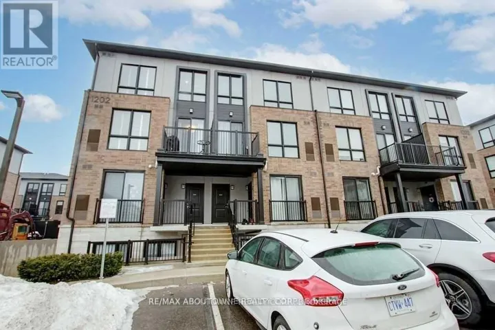 203 - 1202 MAIN STREET E, Milton (DE Dempsey), Ontario L9T9K8