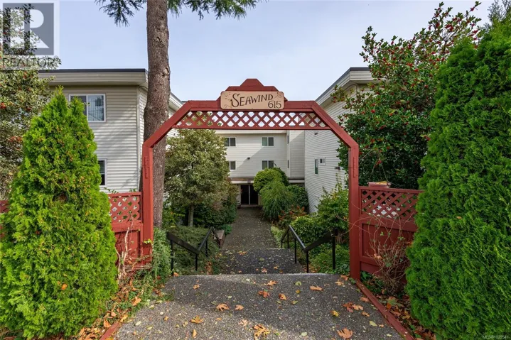 204 615 Alder St, Campbell River, British Columbia V0W2P3