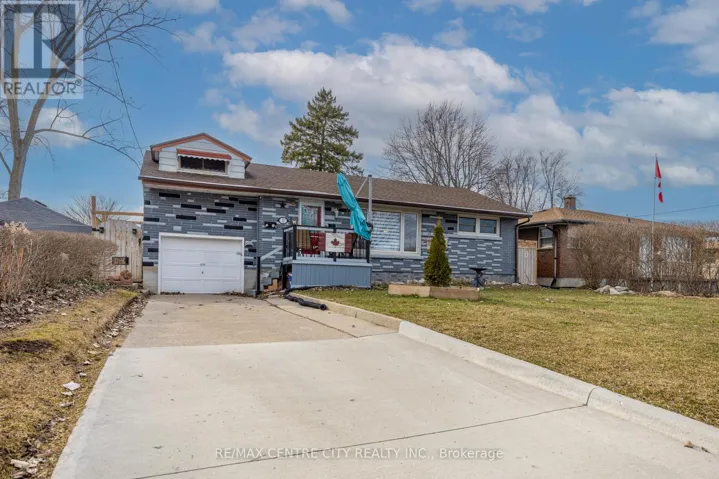 32 COYNE STREET, St. Thomas, Ontario N5R4K8