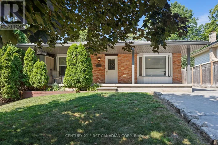 7 ROLLSCOURT GARDENS, London North (North K), Ontario N6G1L9