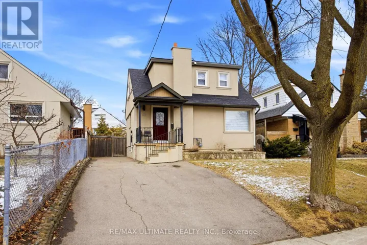 38 CLEARBROOKE CIRCLE, Toronto (Rexdale-Kipling), Ontario M9W2E4