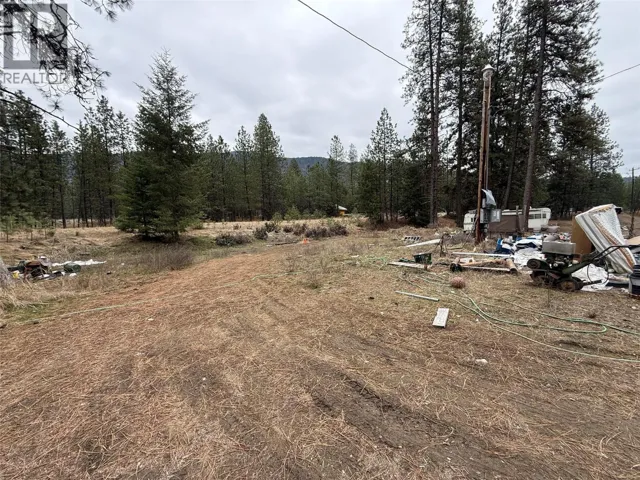 995 395 Highway, Christina Lake, British Columbia V0H1E0